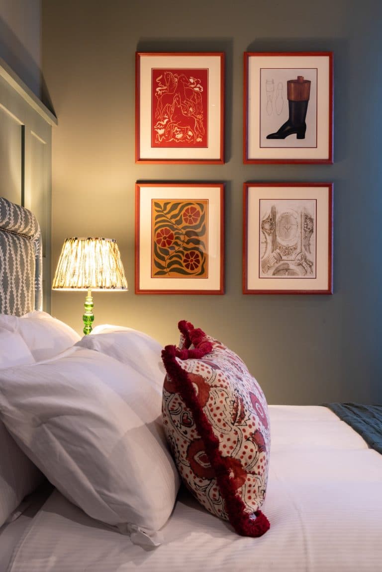 Cover Image for Comfy Room