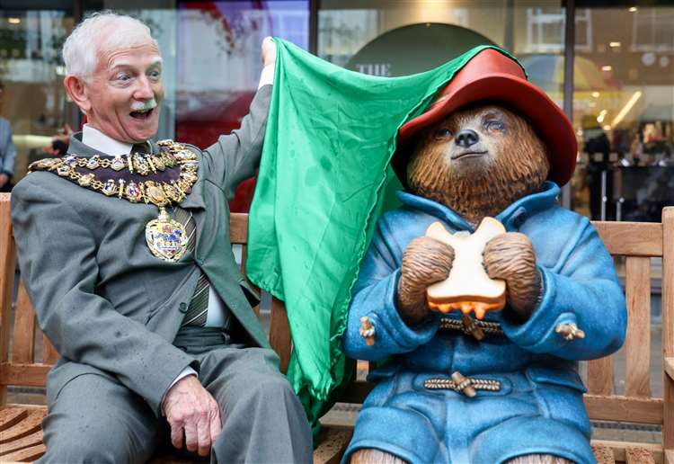 Mayor of Newbury Andy Moore unveiling the new Paddington Bear bench in Newbury