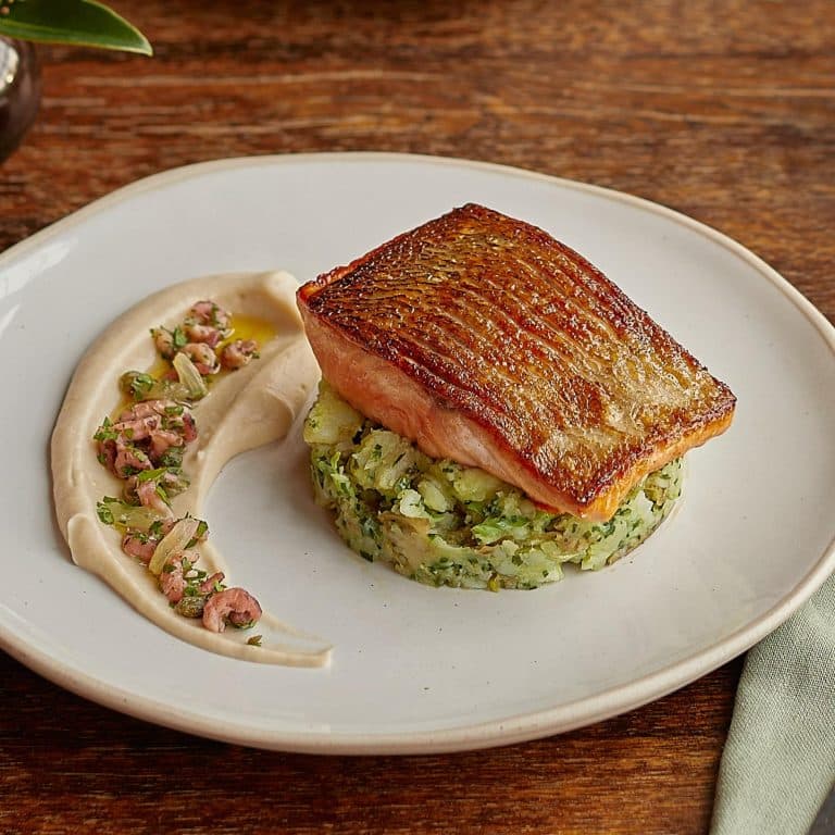 Cover Image for Our à la carte menu at The Coat & Bear