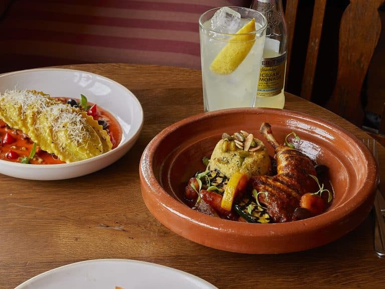 Cover Image for Our à la carte menu at The Coat & Bear